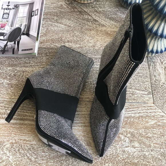 Topshop Shoes - TopShop High Shine Ankle Boot